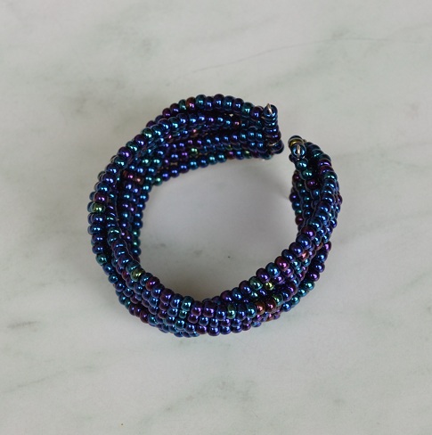 zlaté s barevnými kamínky srdce