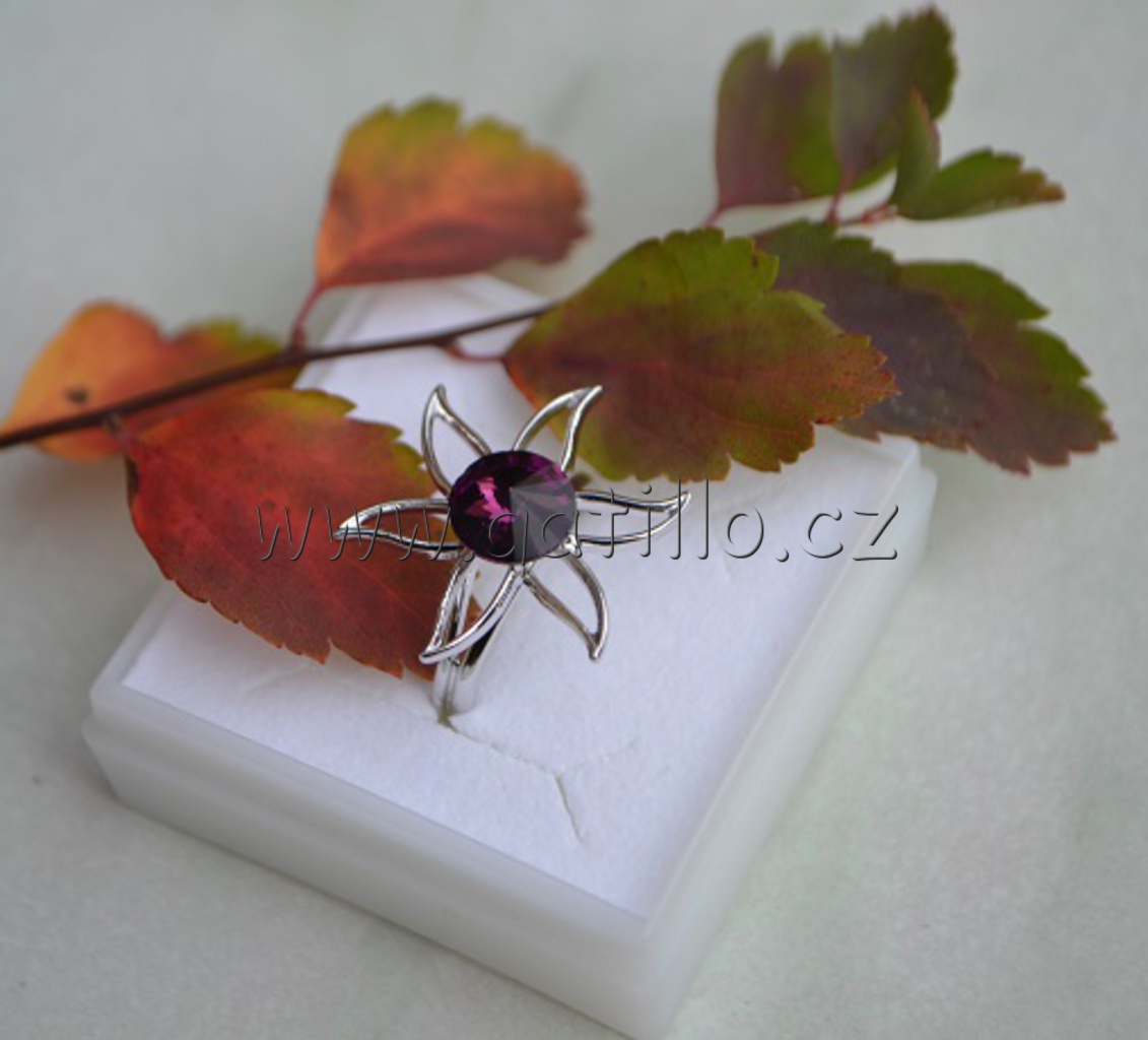 Lilie s rivoli Amethyst